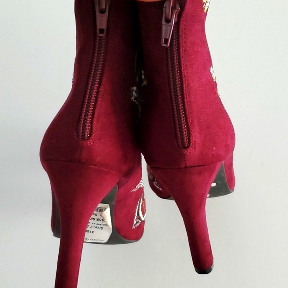 Ankle Boots by Carlos Santana, Size 7 1/2 M - Picture 6 of 6